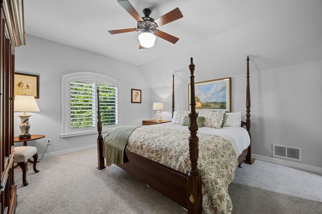 6130 Lavendale Avenue, Dallas, TX 75230