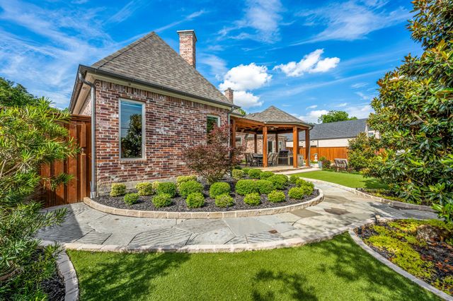 6130 Lavendale Avenue, Dallas, TX 75230