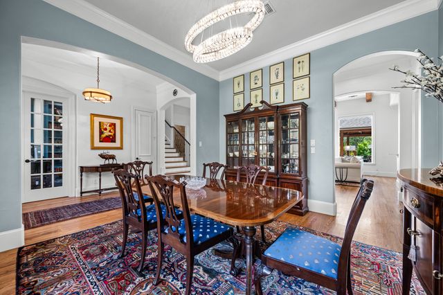 6130 Lavendale Avenue, Dallas, TX 75230