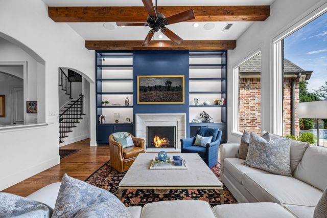 6130 Lavendale Avenue, Dallas, TX 75230