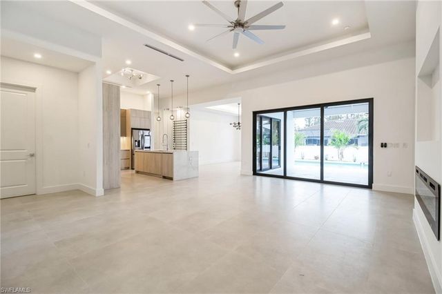 123 SW 35th AVE, Cape Coral, FL 33991