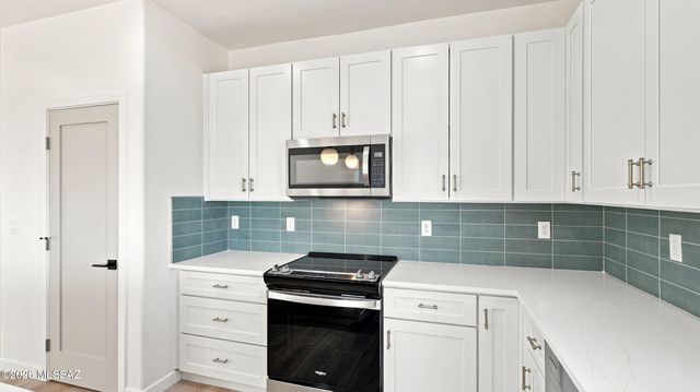 3725 E Wetstones Road, Vail, AZ 85641