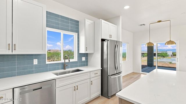 3725 E Wetstones Road, Vail, AZ 85641