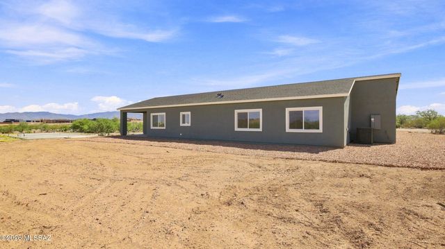 3725 E Wetstones Road, Vail, AZ 85641