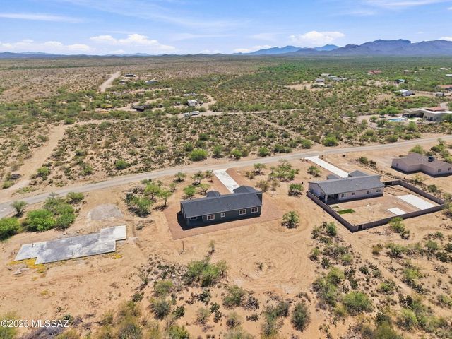 3725 E Wetstones Road, Vail, AZ 85641