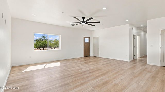 3725 E Wetstones Road, Vail, AZ 85641