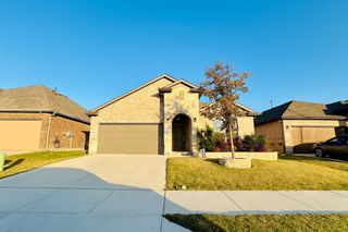 15748 Putney Way, Fort Worth, TX 76247