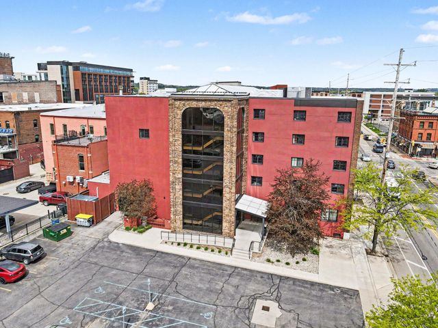 350 E Michigan Avenue, Kalamazoo City, MI 49007