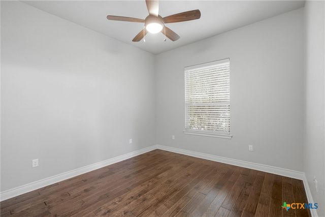 407 Creekside Drive, Salado, TX 76571