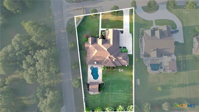 407 Creekside Drive, Salado, TX 76571