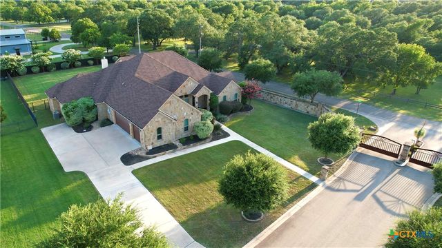 407 Creekside Drive, Salado, TX 76571