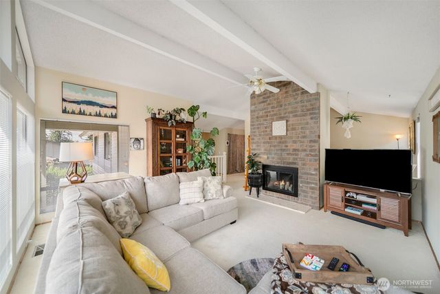 7880 NE Forest Ridge Lane, Bremerton, WA 98311