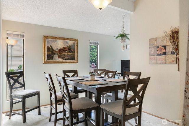 7880 NE Forest Ridge Lane, Bremerton, WA 98311
