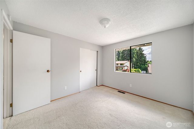 7880 NE Forest Ridge Lane, Bremerton, WA 98311