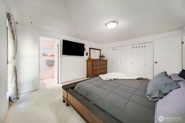7880 NE Forest Ridge Lane, Bremerton, WA 98311