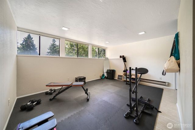 7880 NE Forest Ridge Lane, Bremerton, WA 98311
