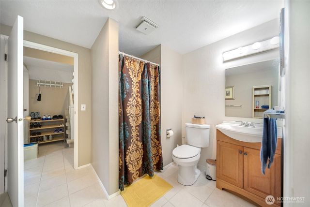 7880 NE Forest Ridge Lane, Bremerton, WA 98311