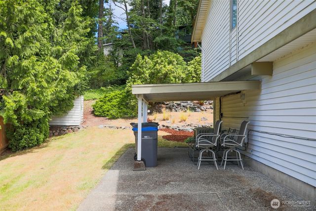 7880 NE Forest Ridge Lane, Bremerton, WA 98311