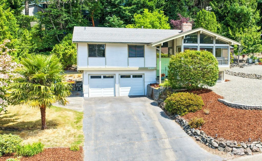 7880 NE Forest Ridge Lane, Bremerton, WA 98311