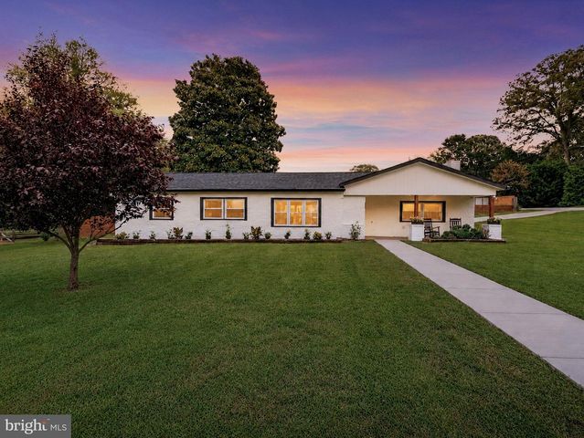 7845 JUNE DR, Pasadena, MD 21122