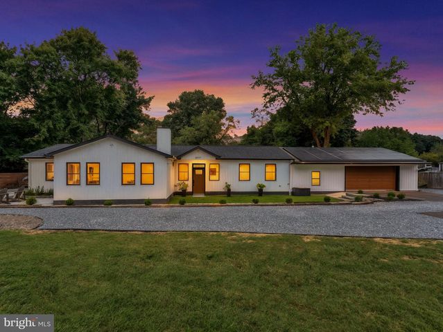7845 JUNE DR, Pasadena, MD 21122