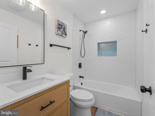 7845 JUNE DR, Pasadena, MD 21122