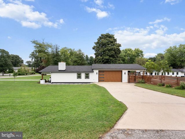 7845 JUNE DR, Pasadena, MD 21122