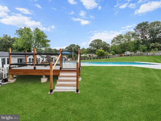 7845 JUNE DR, Pasadena, MD 21122