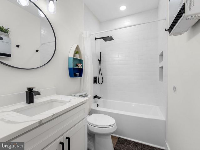 7845 JUNE DR, Pasadena, MD 21122