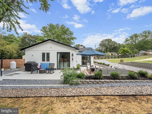 7845 JUNE DR, Pasadena, MD 21122