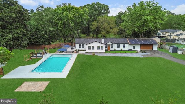 7845 JUNE DR, Pasadena, MD 21122