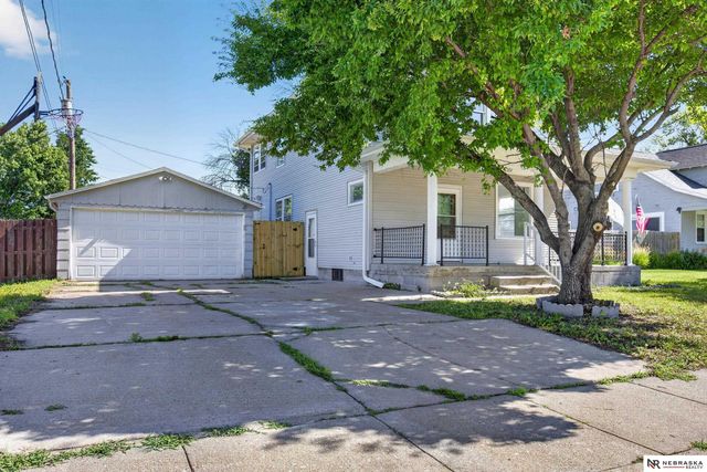 1440 E 12 Street, Fremont, NE 68025