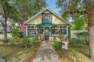 237 E PLYMOUTH AVENUE, Deland, FL 32724