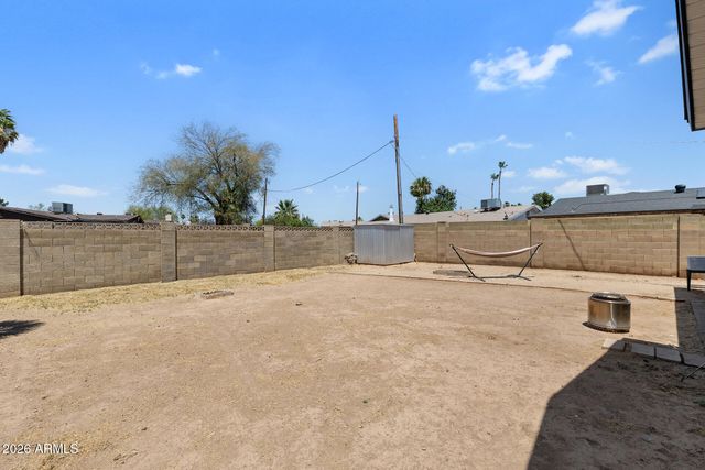 3710 W CARON Street, Phoenix, AZ 85051