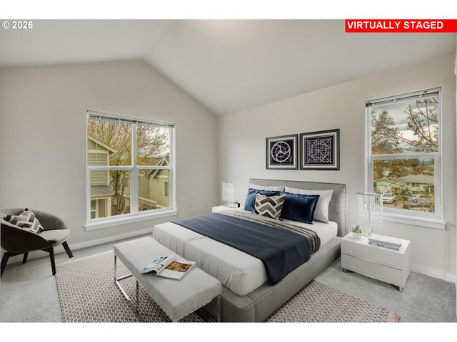 2753 Se NICKLAUS Ct, Hillsboro, OR 97123