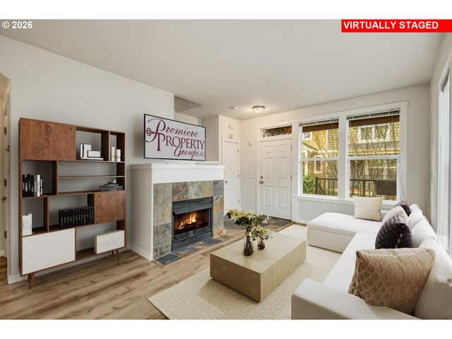 2753 Se NICKLAUS Ct, Hillsboro, OR 97123