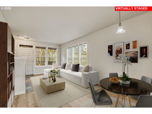 2753 Se NICKLAUS Ct, Hillsboro, OR 97123