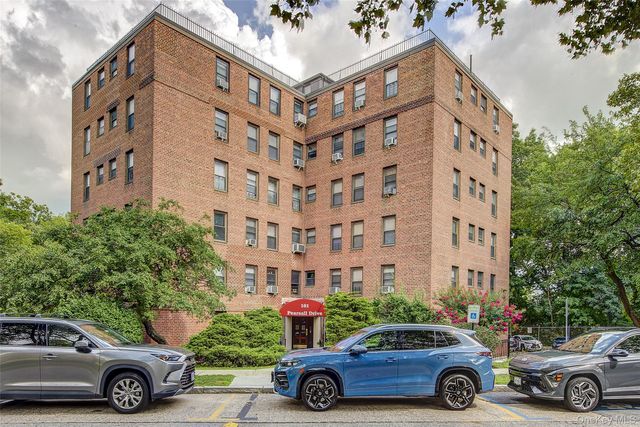 161 Pearsall Drive 3F, Mount Vernon, NY 10552