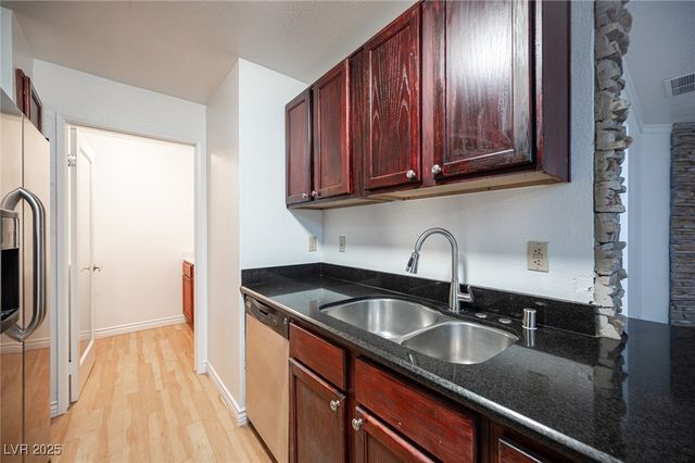 2200 South Fort Apache Road 1168, Las Vegas, NV 89117