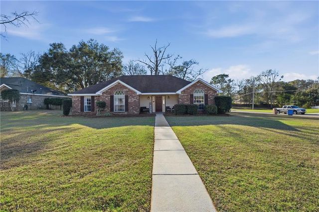 10605 Patrick Avenue, Grand Bay, AL 36541