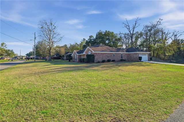 10605 Patrick Avenue, Grand Bay, AL 36541