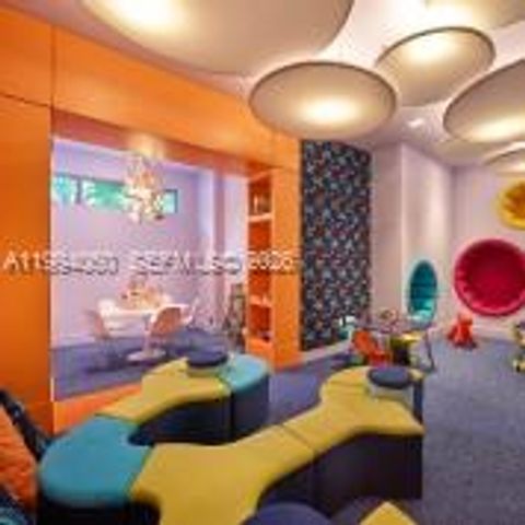 17301 Biscayne Blvd 1602, North Miami Beach, FL 33160