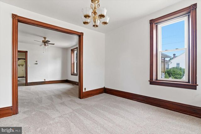 105 S WHITEOAK ST, Kutztown, PA 19530