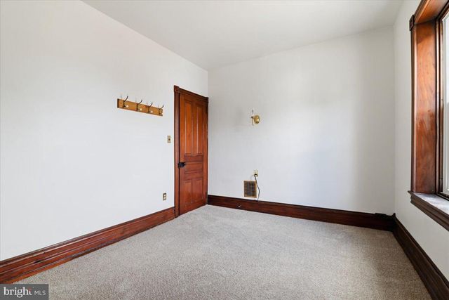 105 S WHITEOAK ST, Kutztown, PA 19530
