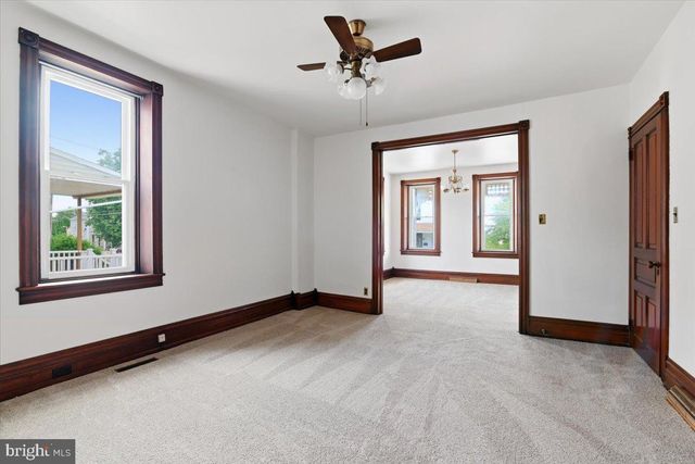 105 S WHITEOAK ST, Kutztown, PA 19530