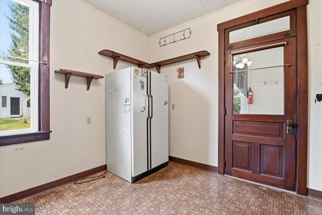 105 S WHITEOAK ST, Kutztown, PA 19530