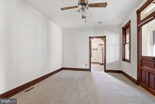 105 S WHITEOAK ST, Kutztown, PA 19530