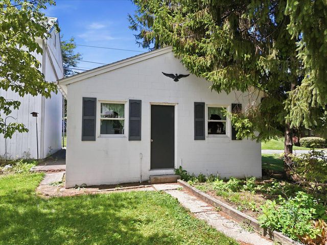 105 S WHITEOAK ST, Kutztown, PA 19530