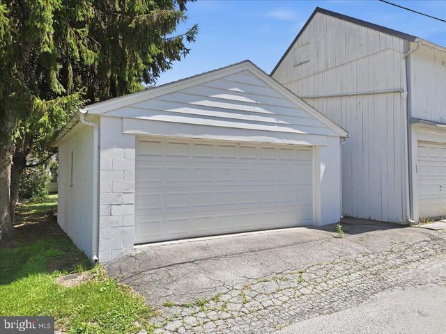 105 S WHITEOAK ST, Kutztown, PA 19530