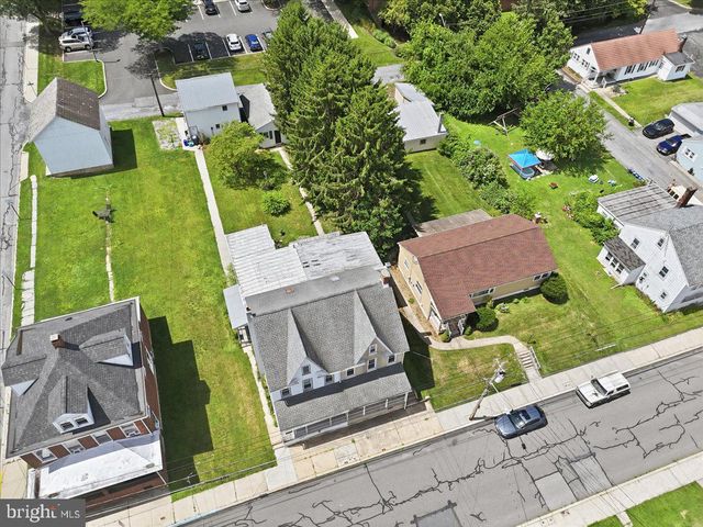 105 S WHITEOAK ST, Kutztown, PA 19530